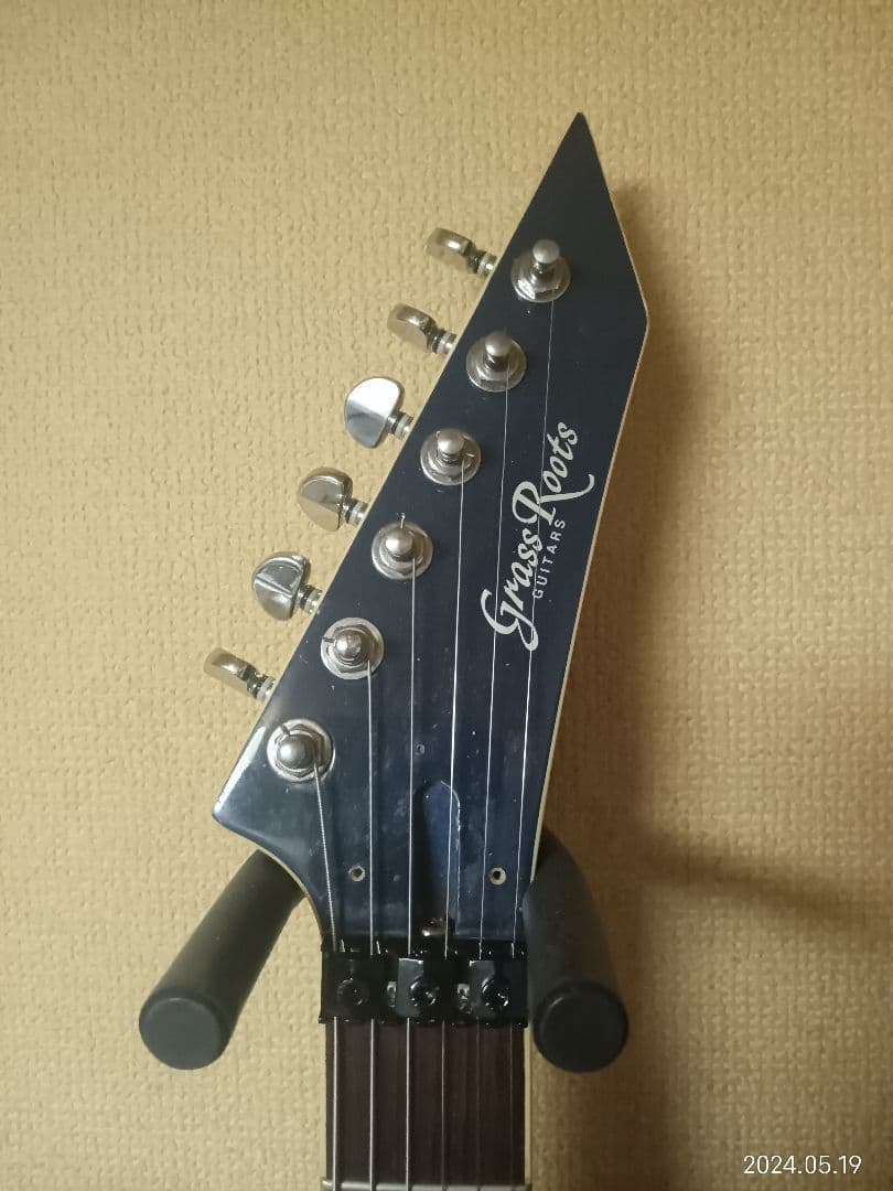 ☆MG8☆新品弦交換済 glassrootsフライングV ホワイト☆