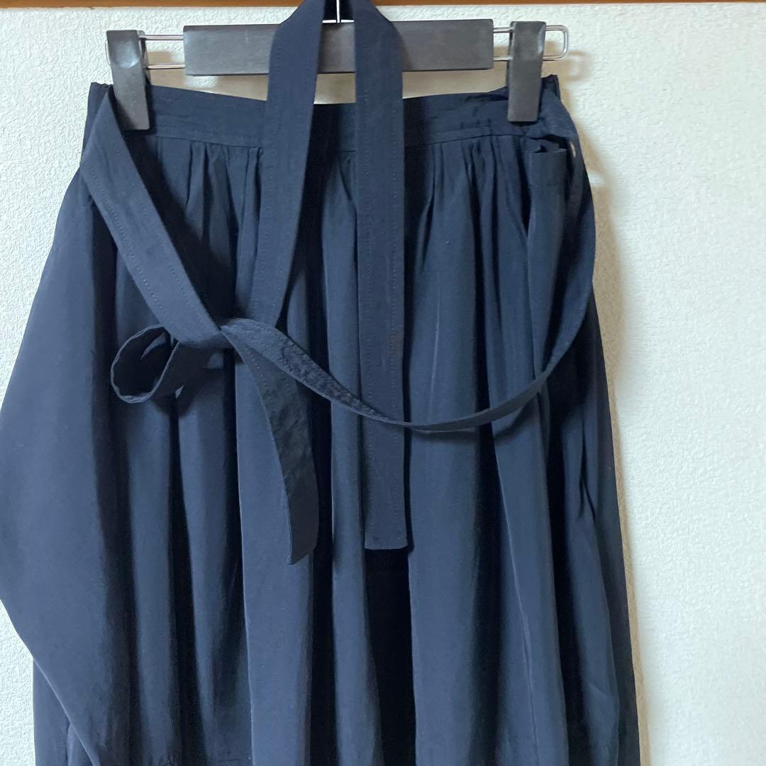 コムデギャルソンフロントパネル付きキュロットパンツ