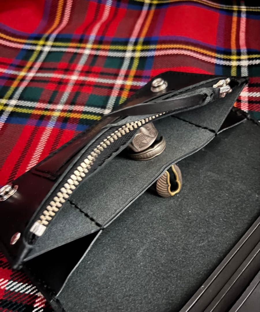 【セール】トラッカーウォレット M フラワー&リーフ