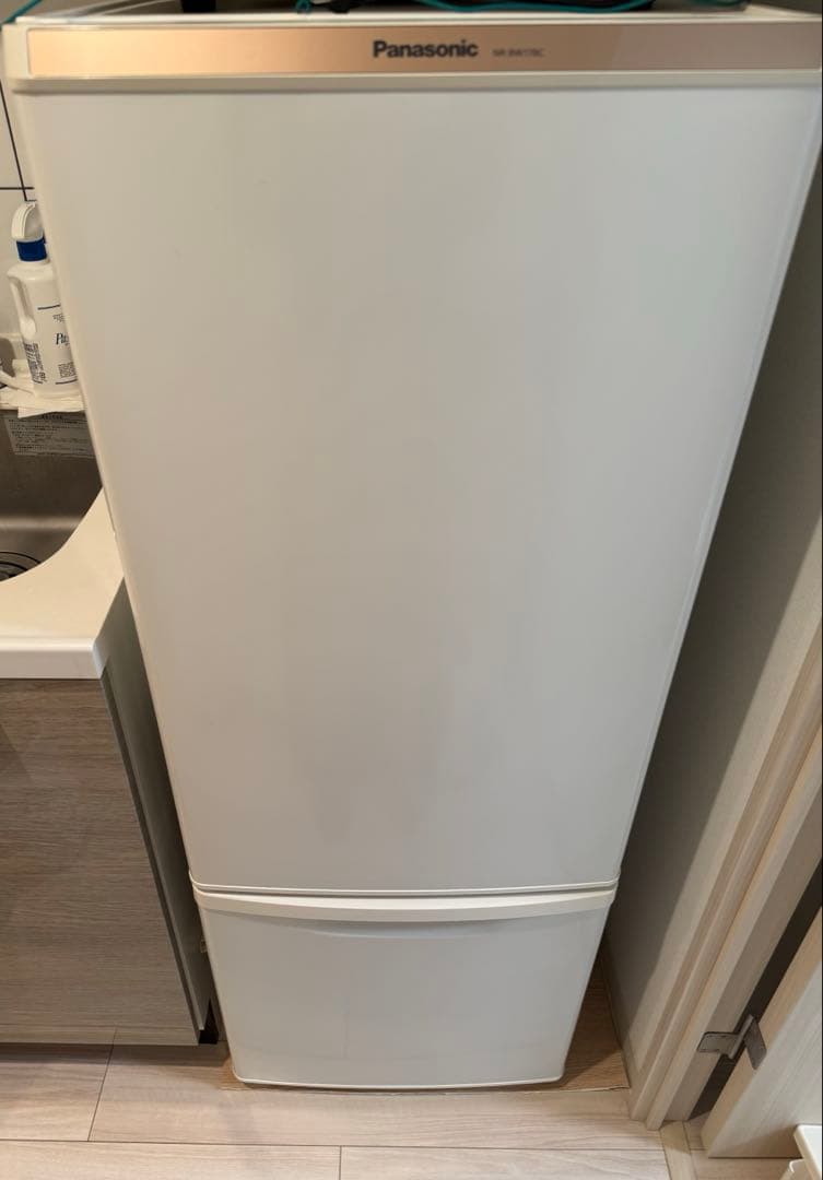 Panasonic 冷蔵庫　中古　NR-BW17BC