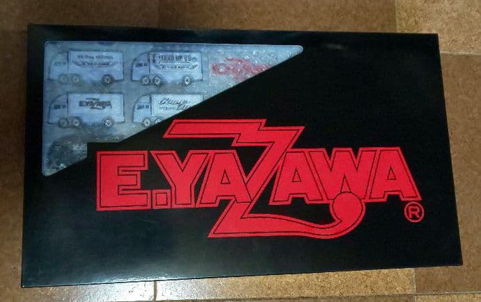 矢沢永吉『矢沢永吉歴代トランスポーター 1988-2005 全20種収納BOX』