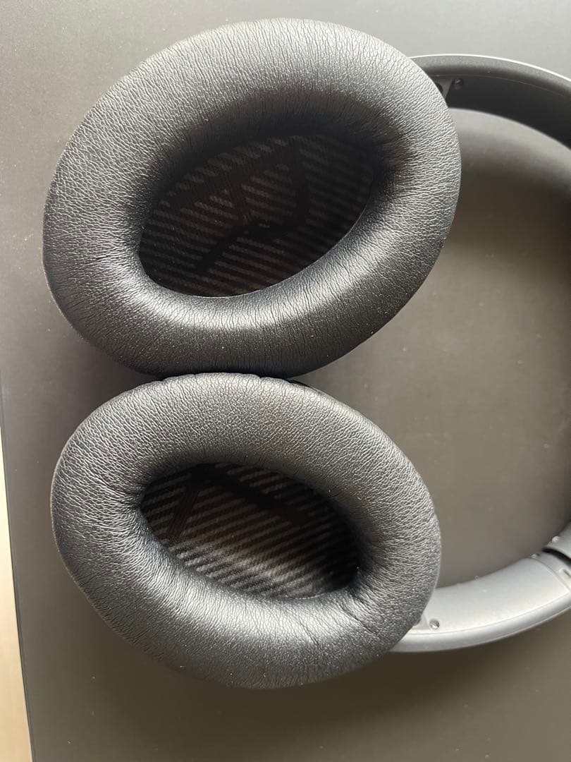 Bose QuietComfort 35ブラック ワイヤレスヘッドホン