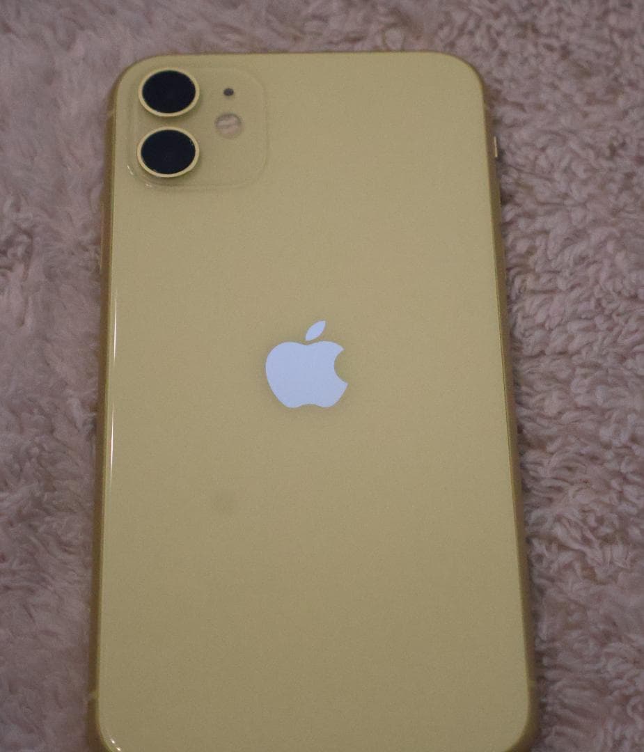 iPhone 11 イエロー　64GB