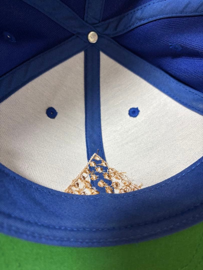 LOVE EAR ARTキャップ ラブイヤーアート　ブルー