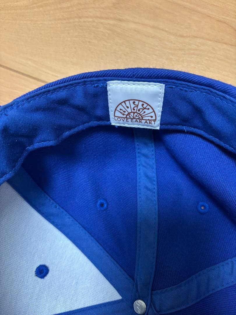 LOVE EAR ARTキャップ ラブイヤーアート　ブルー