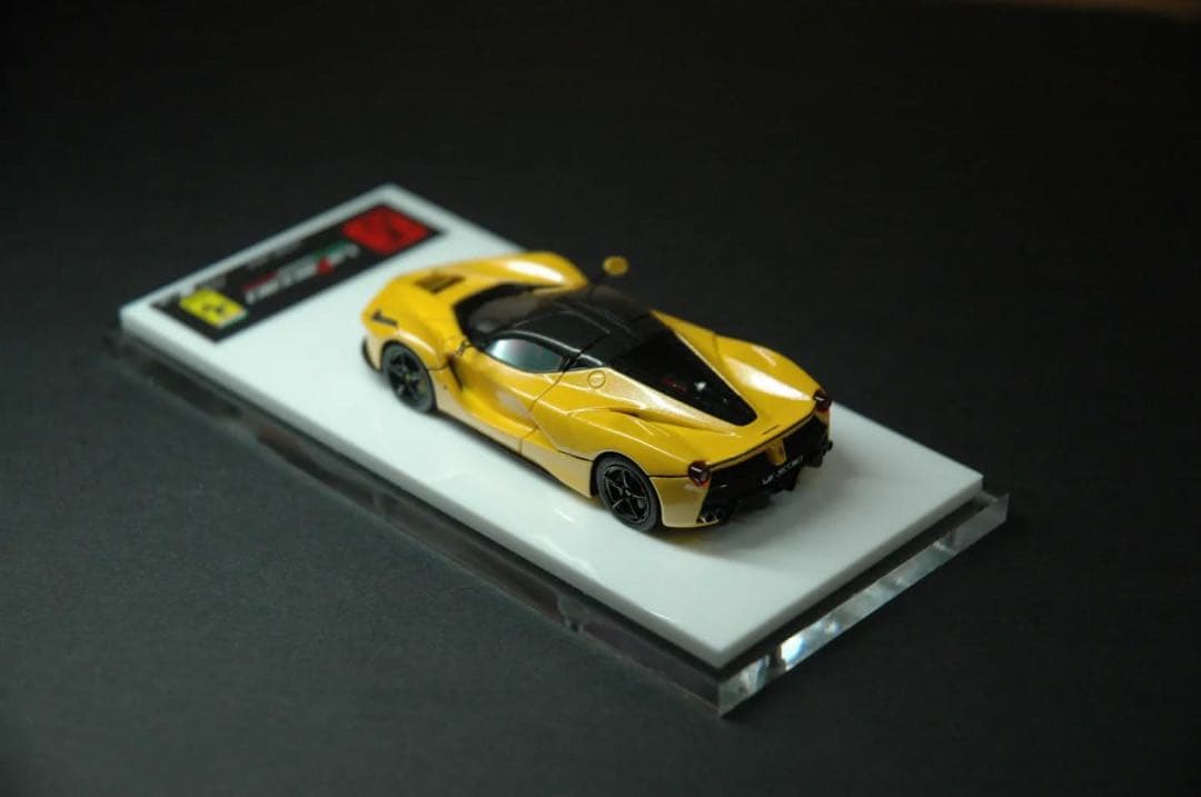 世界限定199台 DMH 1/64 Ferrari LaFerrari