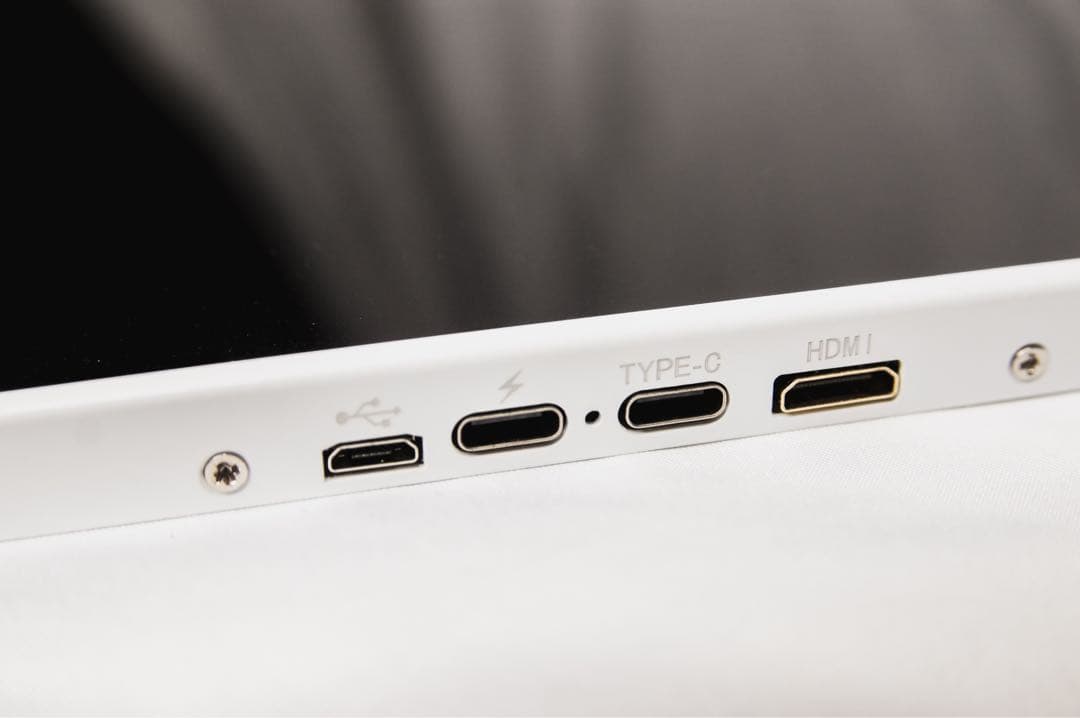 BOE DIYモバイルモニター 15.6インチ4Kゲーム用ポータブルディスプレイ