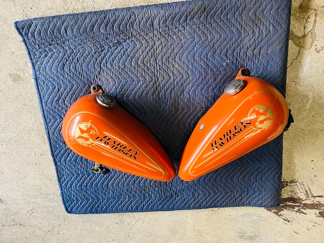 今月限定値下げ激レアHarley Davidson エボ　ソフテイル分割タンク