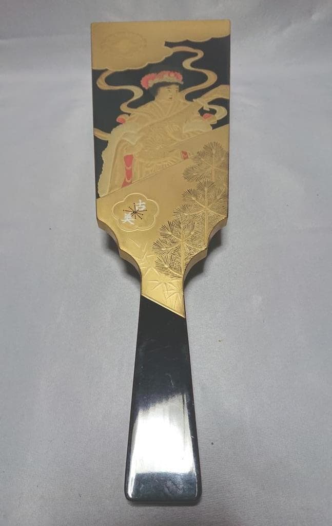 旧家蔵出し　羽子板　豪華蒔絵「天女の羽衣」木箱入り