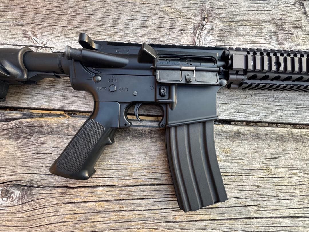 ち*ろ様 東京マルイ　次世代電動ガン　レシーライフル？