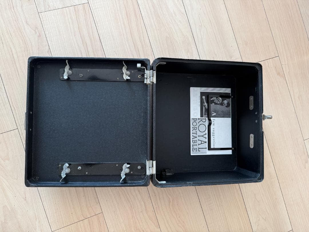  PORTABLE タイプライター