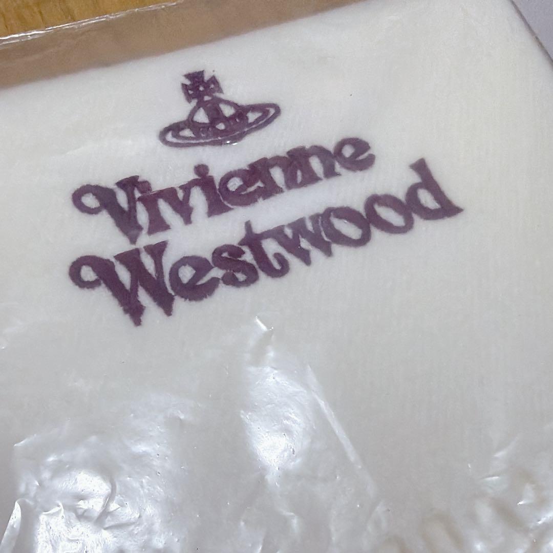 ヴィヴィアンウエストウッド マフラー　白　タグ付き