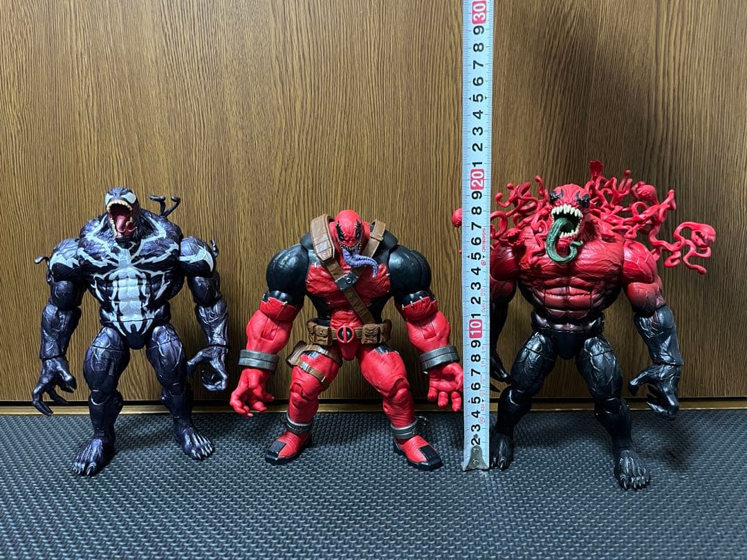 マーベル　ハズブロ　トキシン　モンスターヴェノム　ヴェノムプール　フィギュア