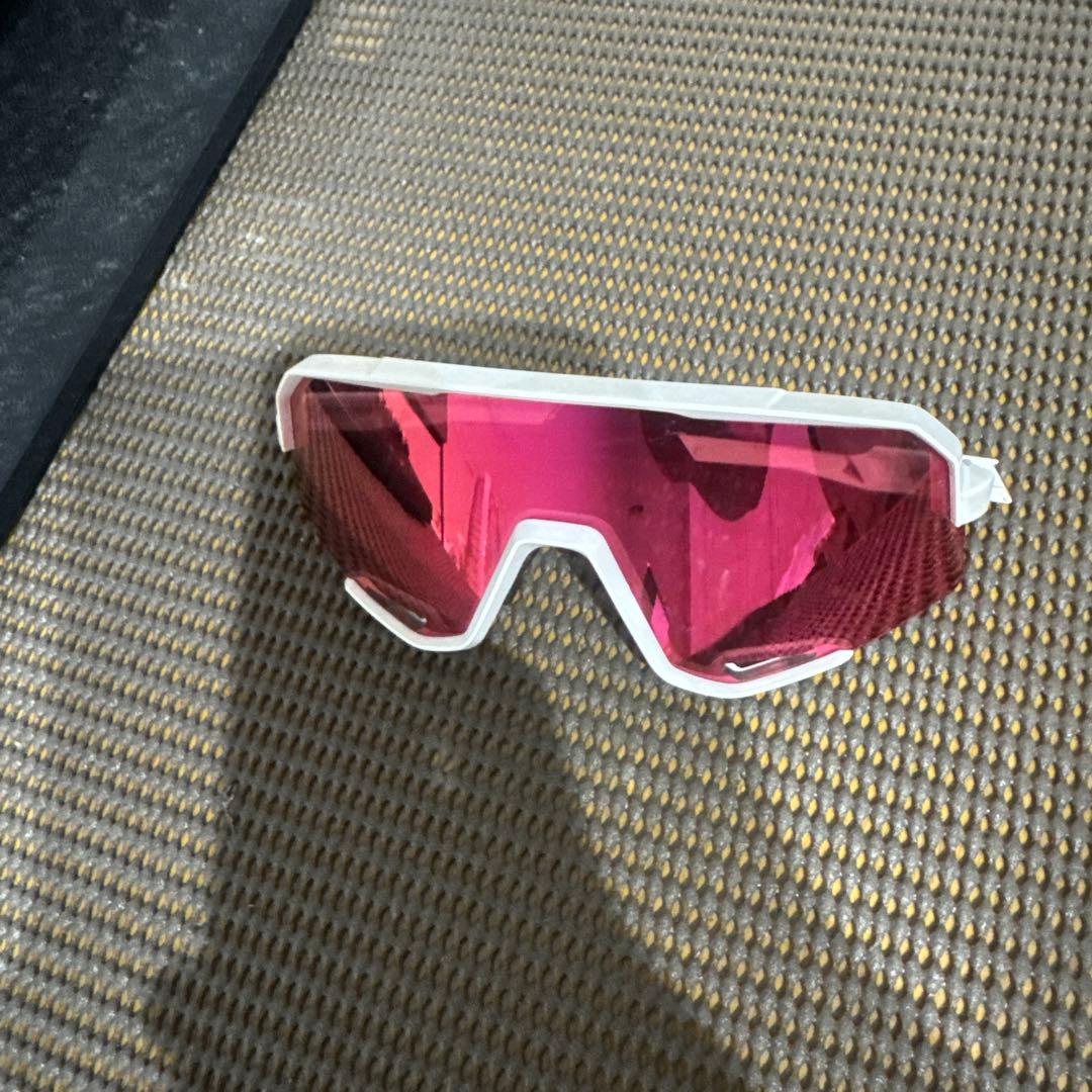 100% スポーツサングラス ホワイト/レッド