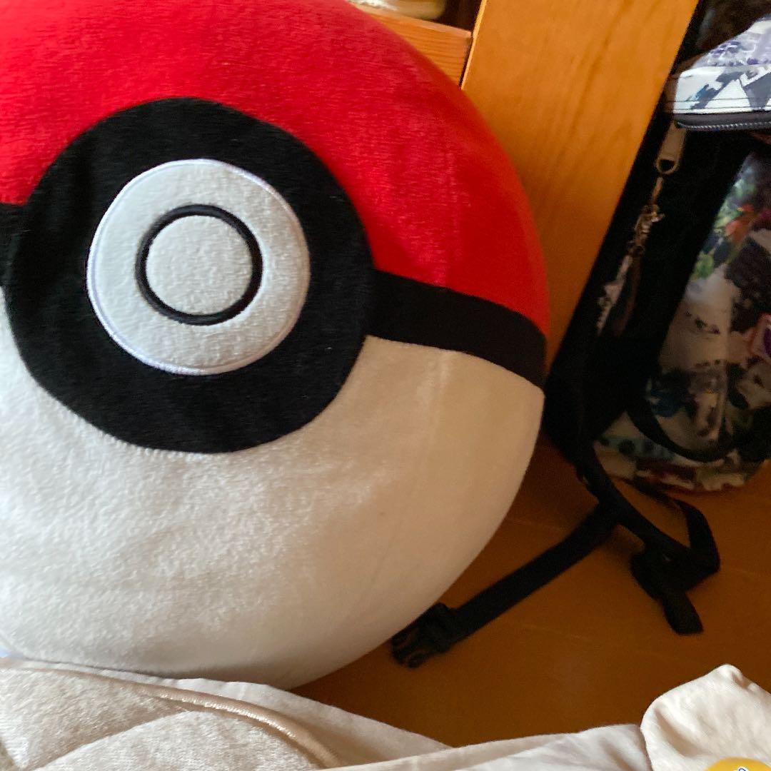 ポケモン モンスターボール ぬいぐるみ