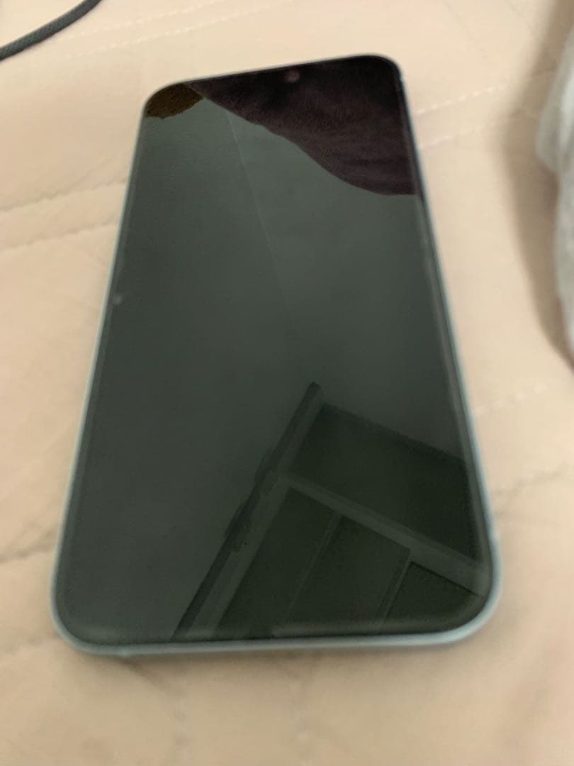 黒*ん様購入予定　iPhone15Plus ブルー