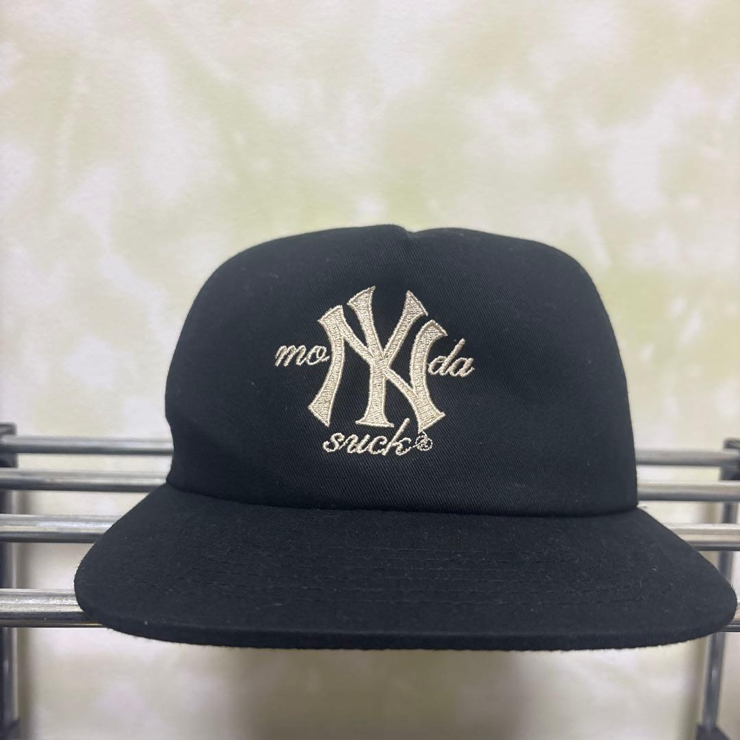 Monday suckマンデーサック