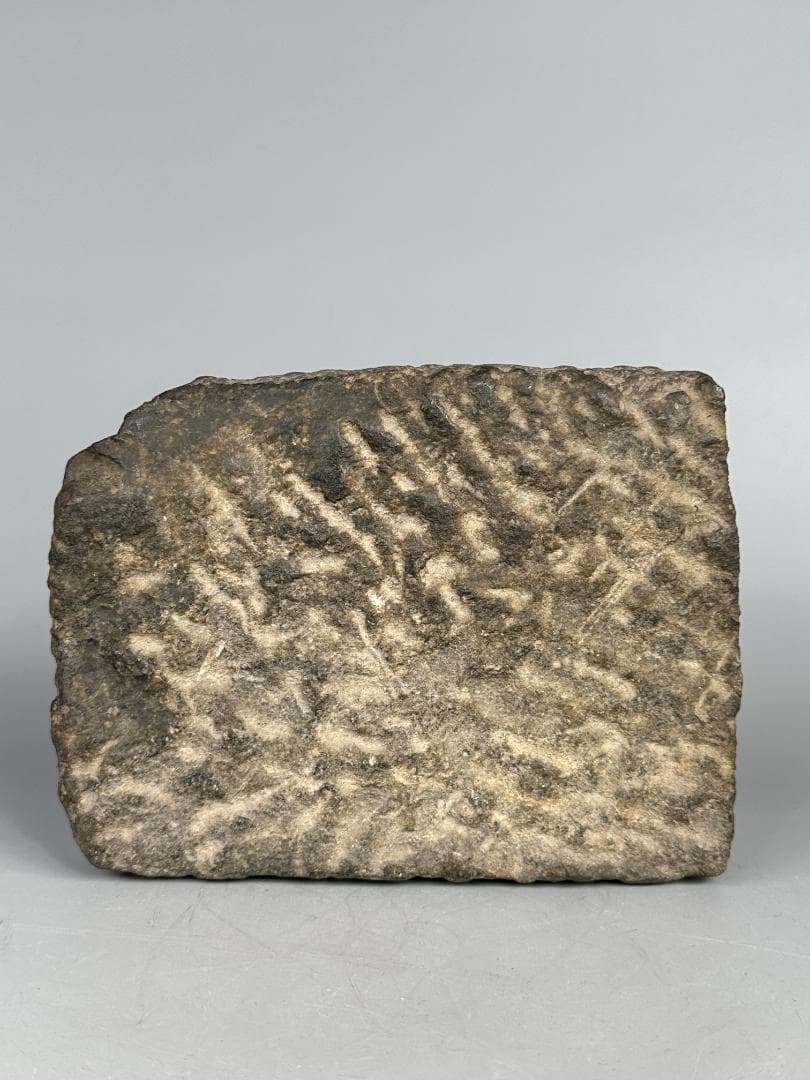 仏教美術ガンダーラ美術　石仏レリーフ彫刻人物像　石彫装飾　 古代インド　古物保証