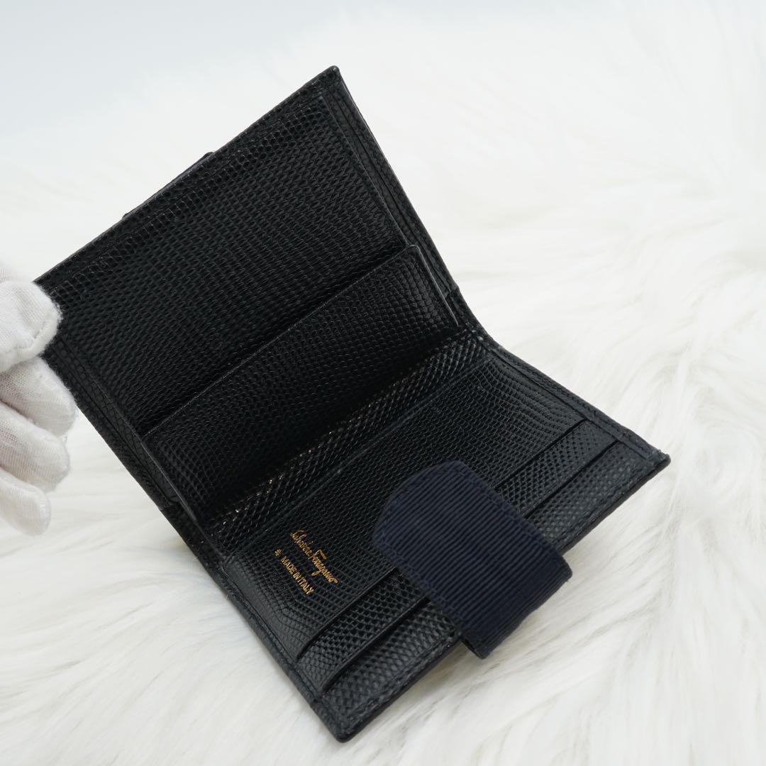 新品同様/未使用級 Salvatore Ferragamo 折り財布　ヴァラ