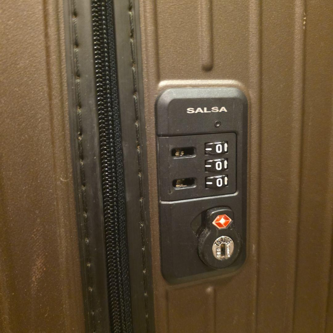 リモワRIMOWAブラウン キャリーケース 大容量 4輪