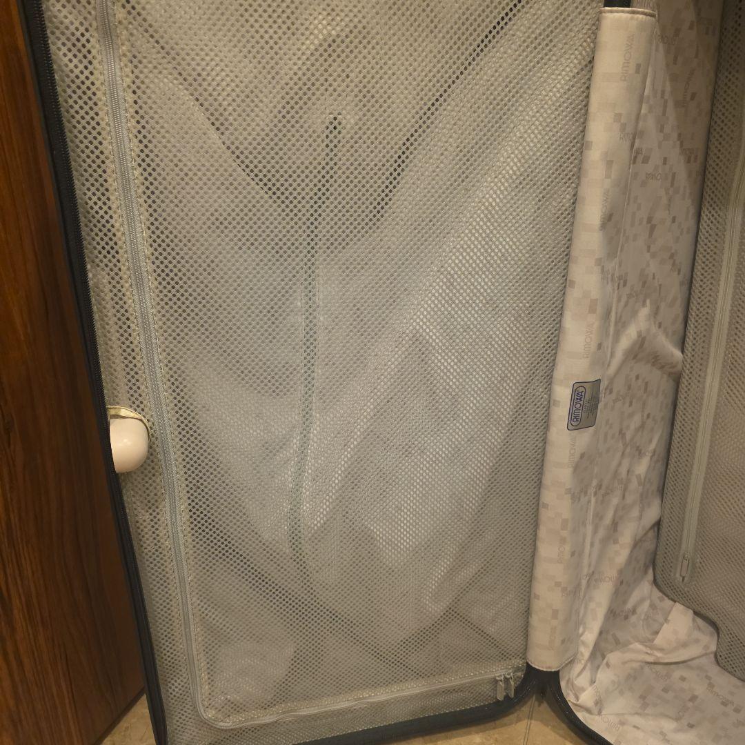 リモワRIMOWAブラウン キャリーケース 大容量 4輪