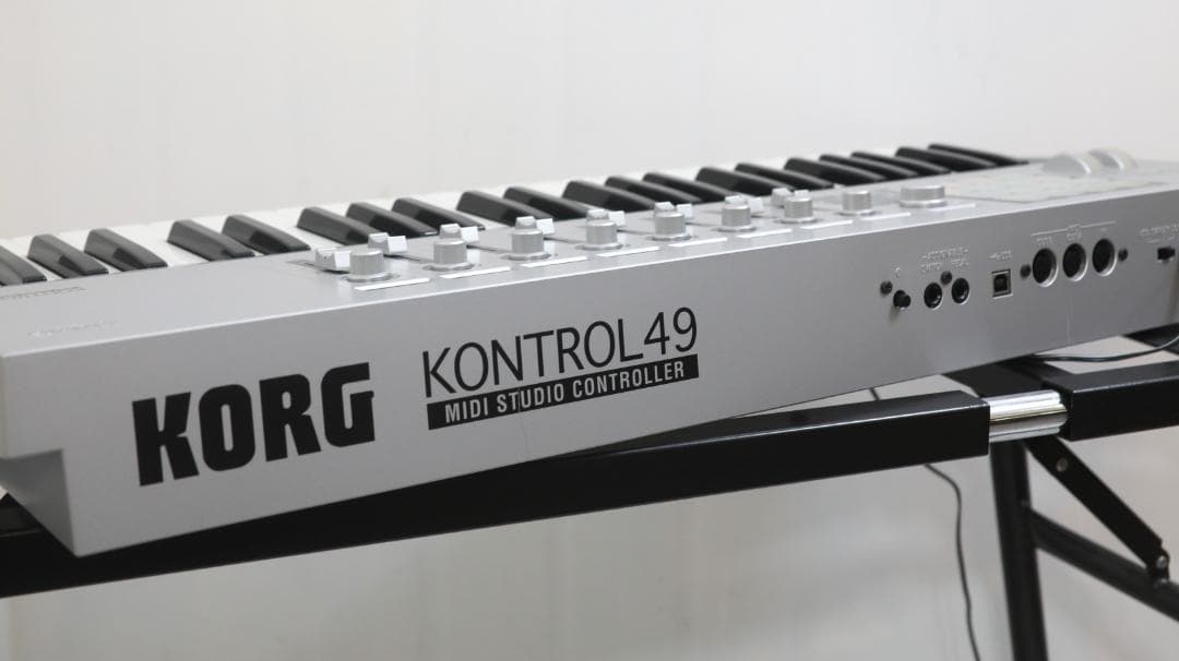 美品 コルグ KONTROL49 MIDI スタンド付 ローランドEV5等
