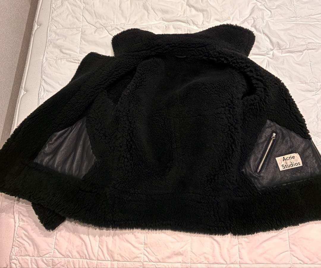 【美品】アクネストゥディオス　ブラック レザー ライダースジャケット ムートン