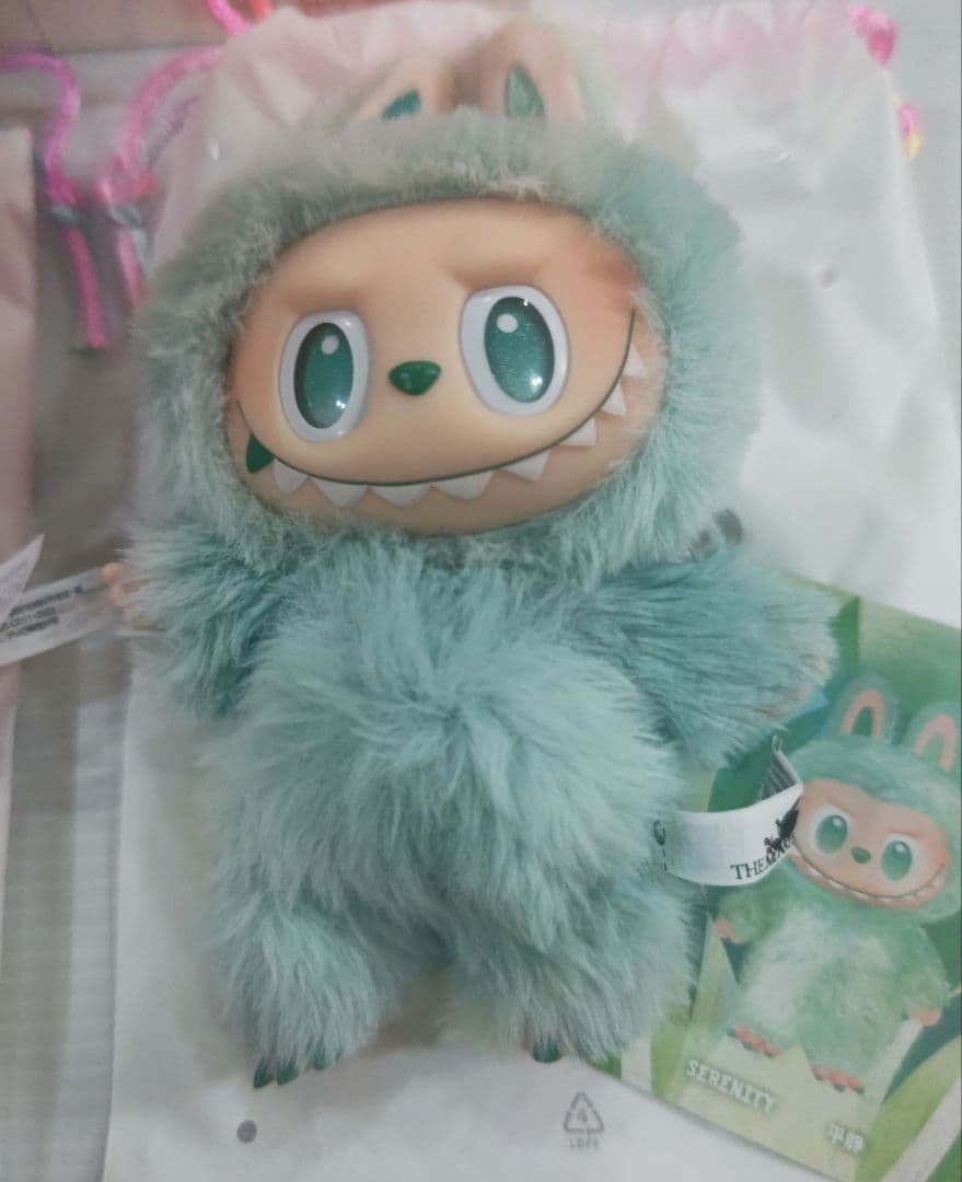 Labubu【正規品】ラブブ　エナジー　ぬいぐるみ LOVE＆SERENITY
