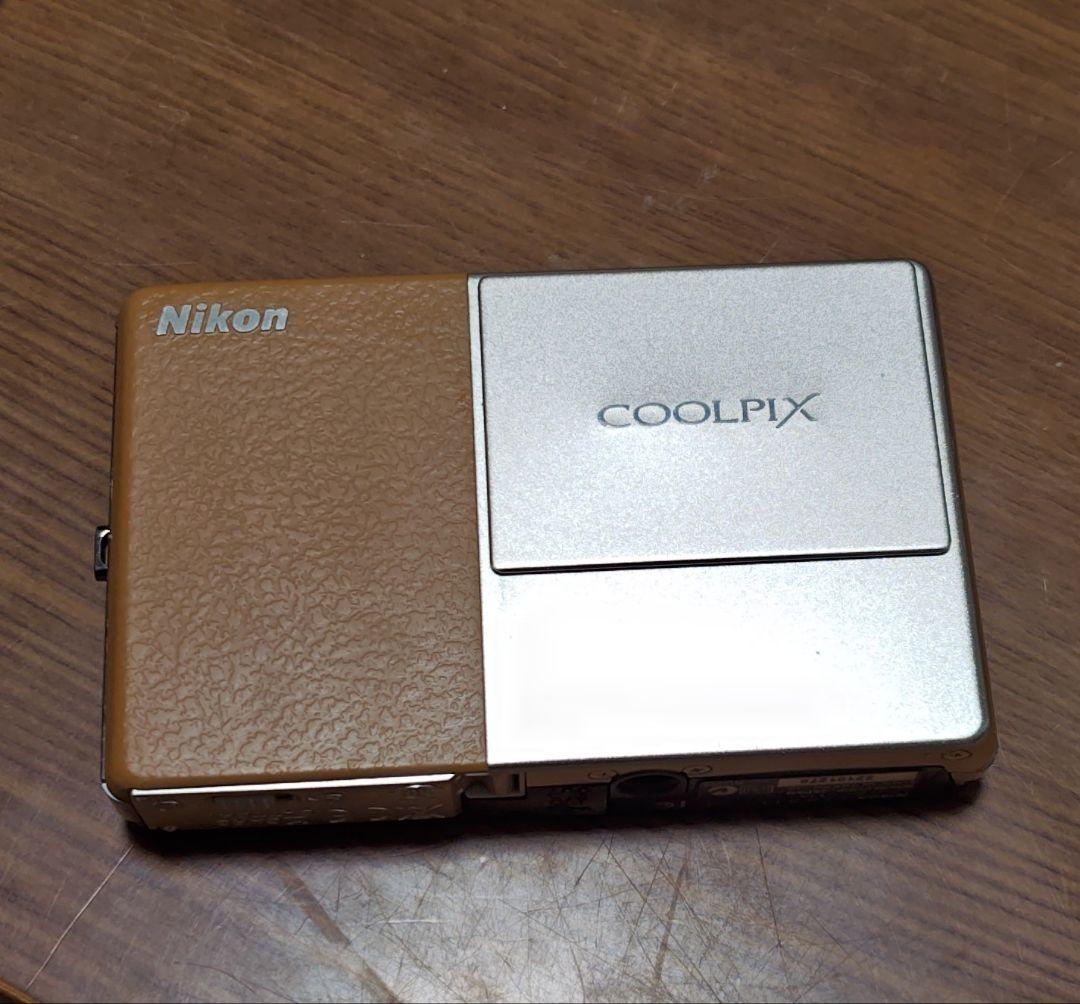 デジタルカメラ Nikon Coolpix S70