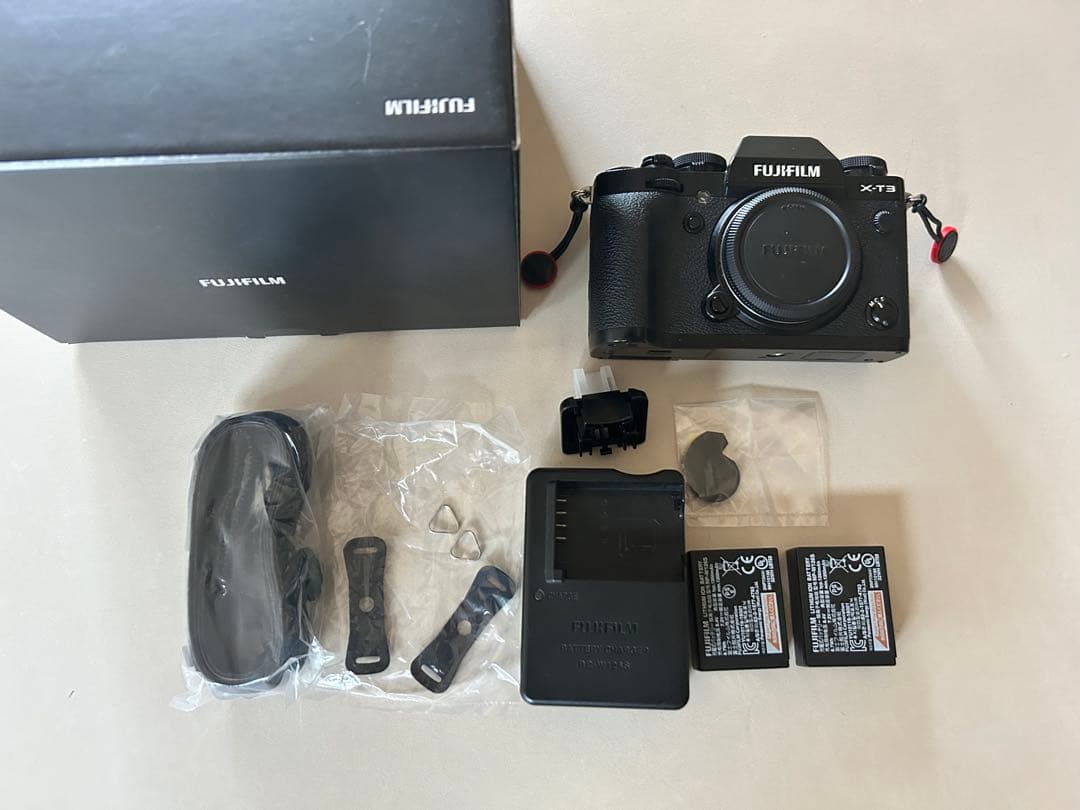 値下げ　FUJIFILM X-T3 ミラーレスカメラ