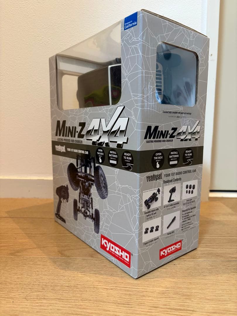 京商 ミニッツ4×4 ジープ ラングラー アンリミテッド ルビコン ホワイト