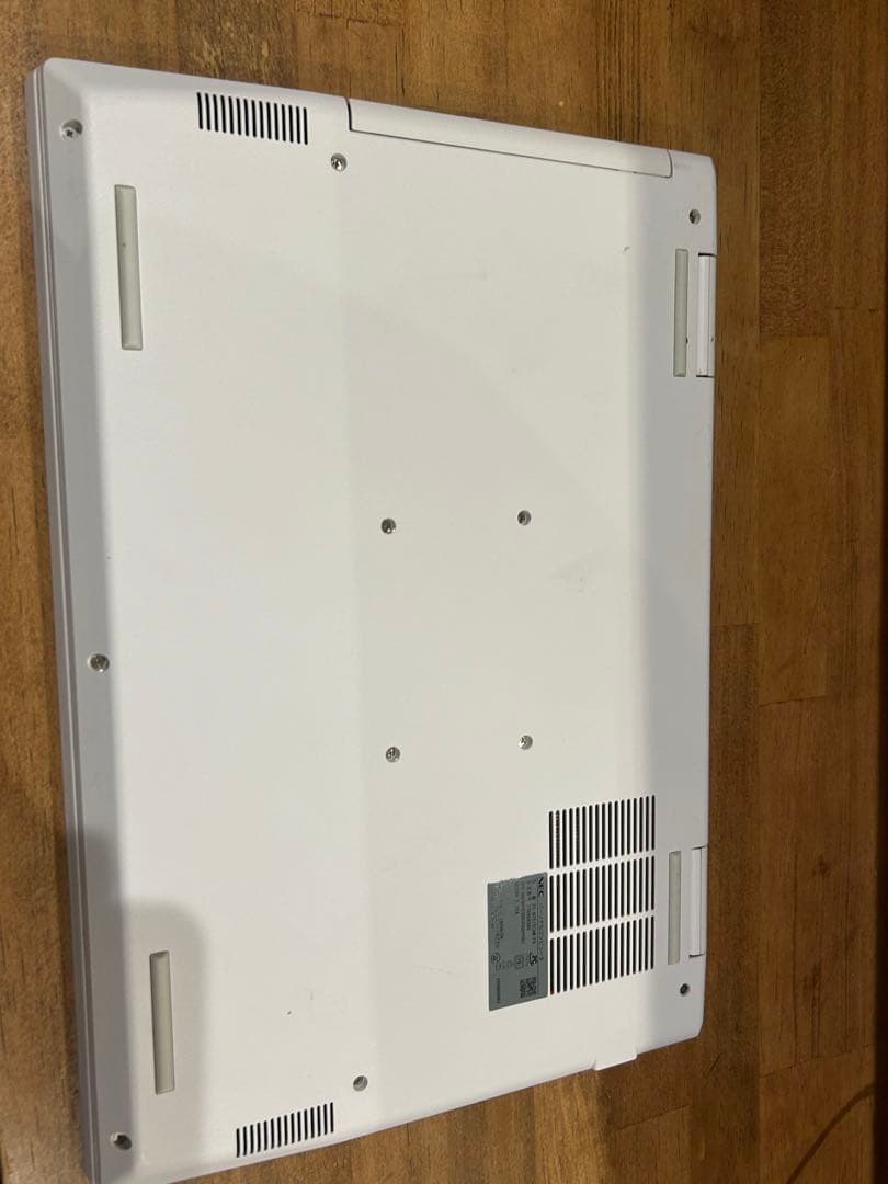 NECノートパソコン PC-N1515CAW-P4