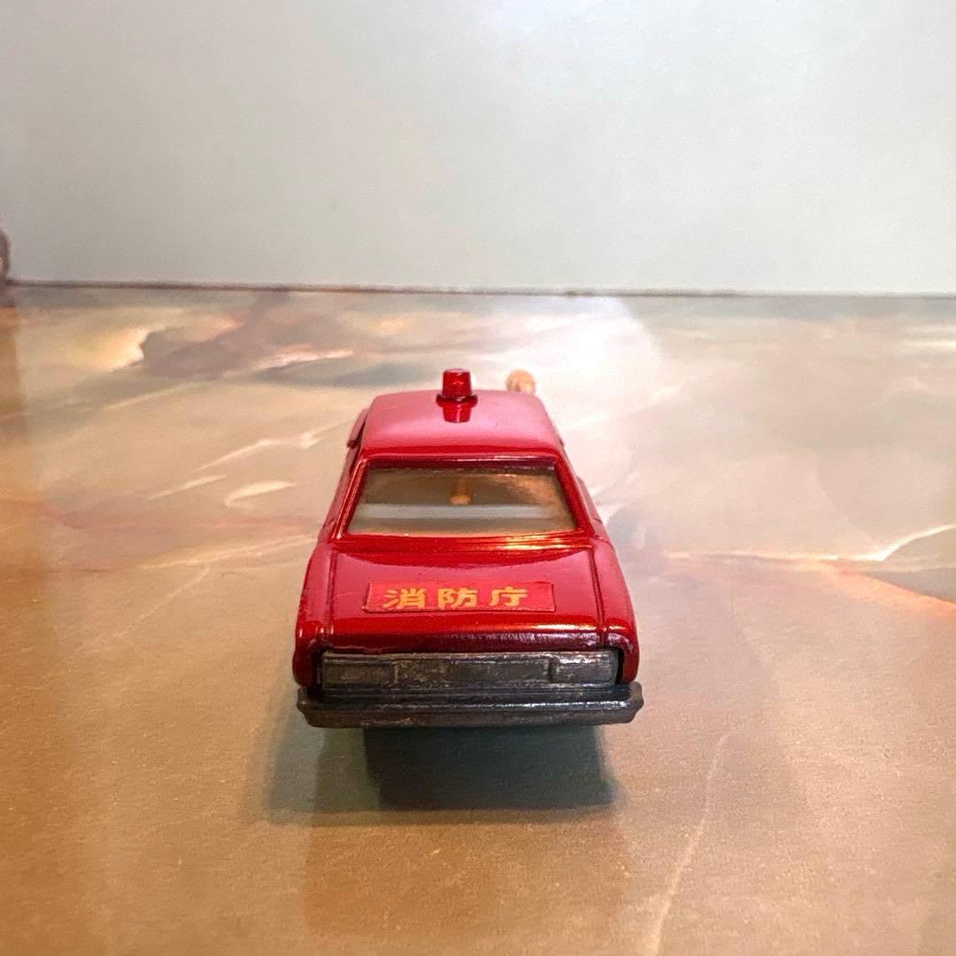 トミカNO.27 トヨタクラウンファイアチーフカー 1Eホイール 日本製