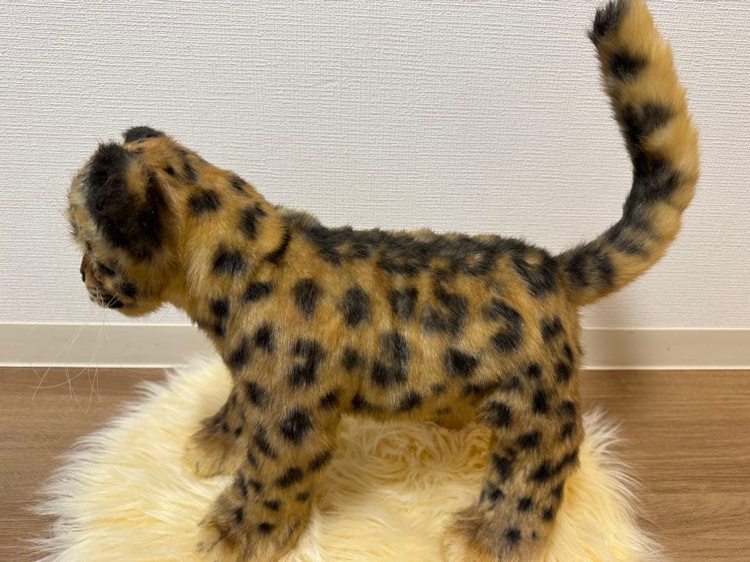 海外作家様作　アートドール　ヒョウの子供