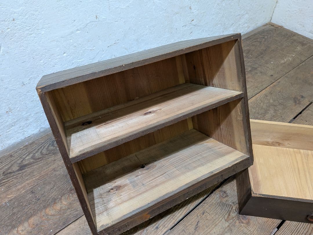 1116　アンティーク　杉の小引き出し　小箪笥　収納棚　ケース　古家具　レトロ