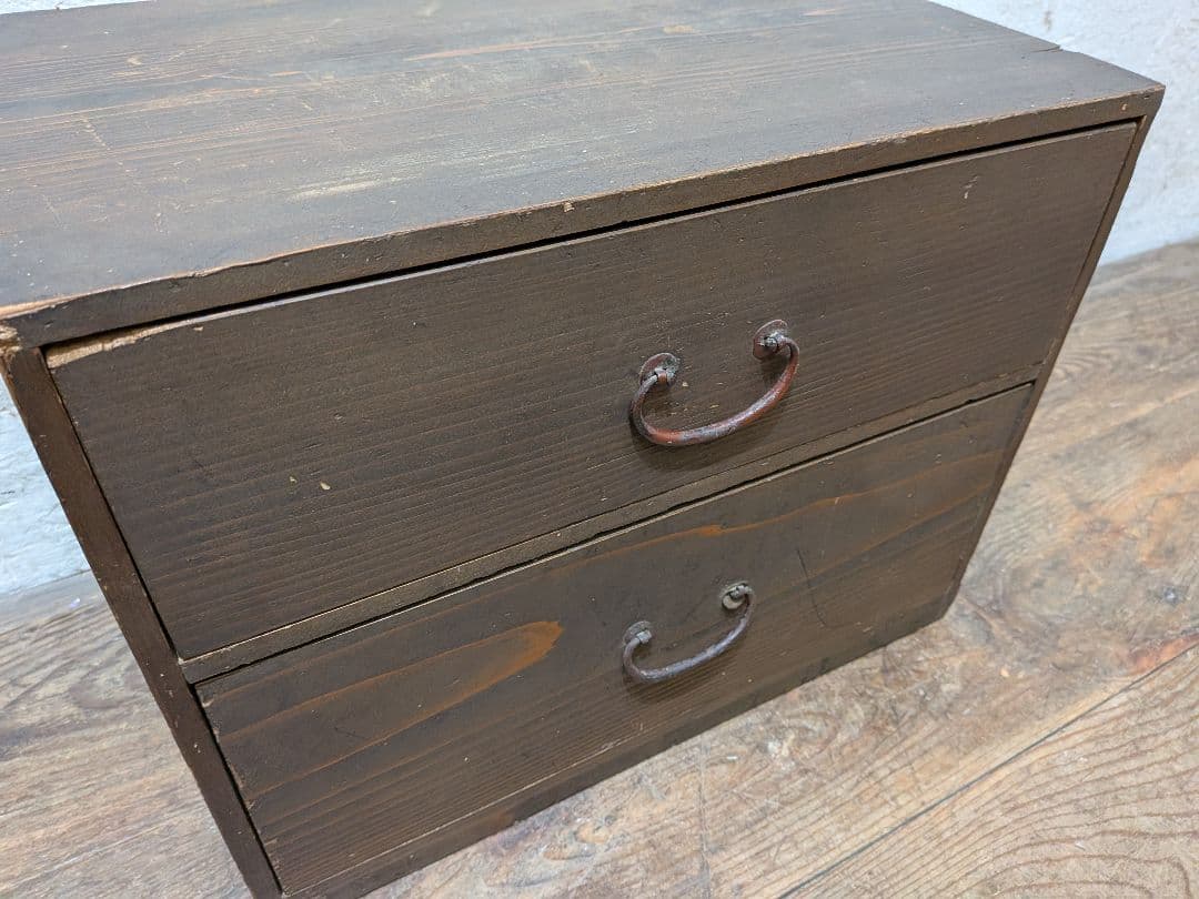 1116　アンティーク　杉の小引き出し　小箪笥　収納棚　ケース　古家具　レトロ