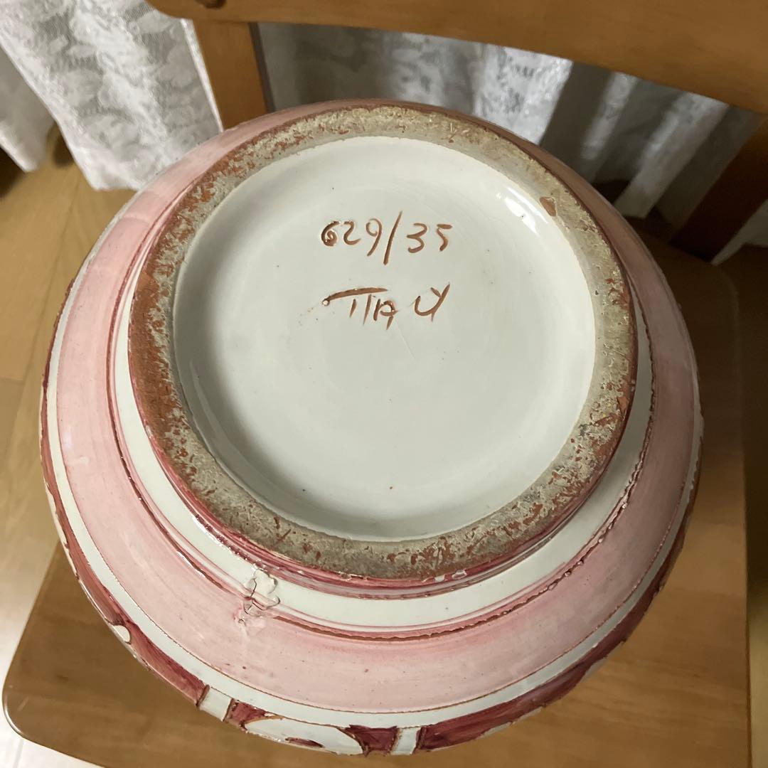 イタリア「セラミックパオリ」の水差し （底にＩＴＡＬＹ　６２９／３5のサイン）