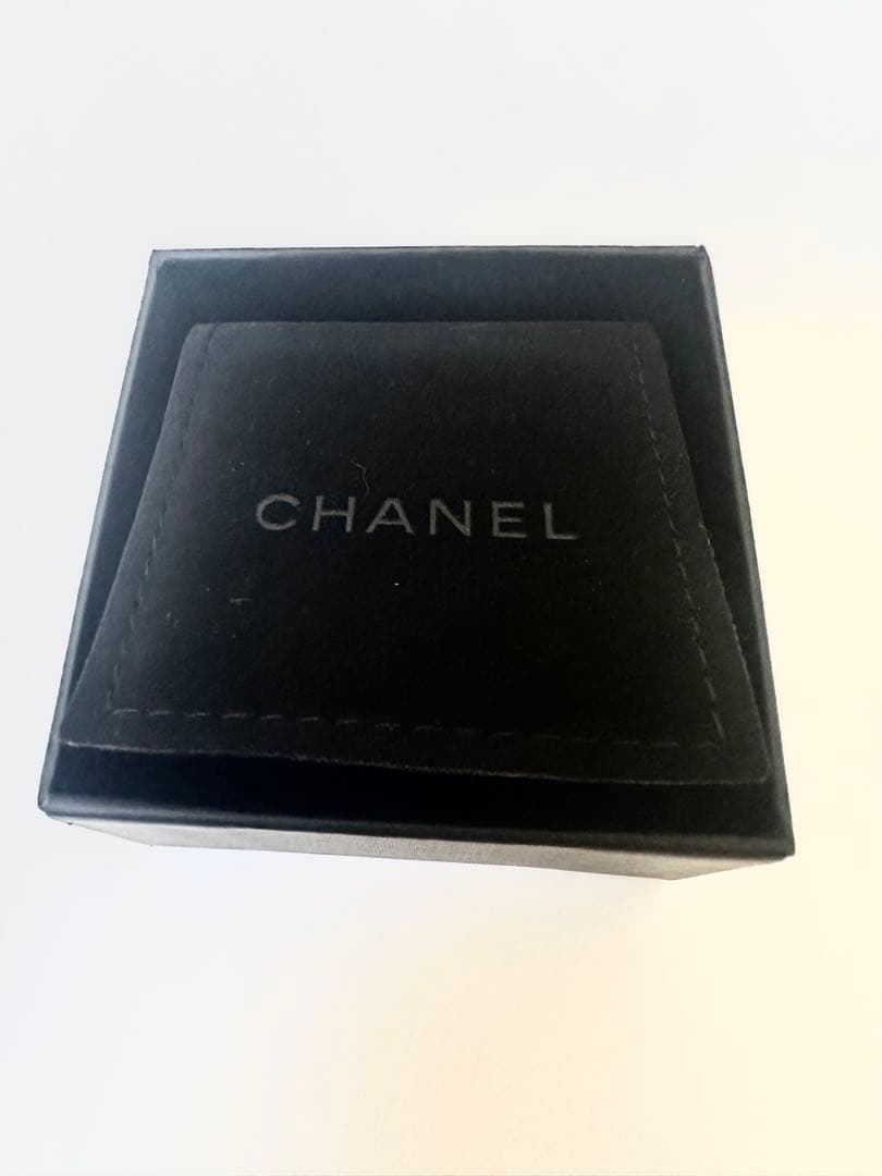 CHANEL マトラッセ バッグモチーフ ピアス