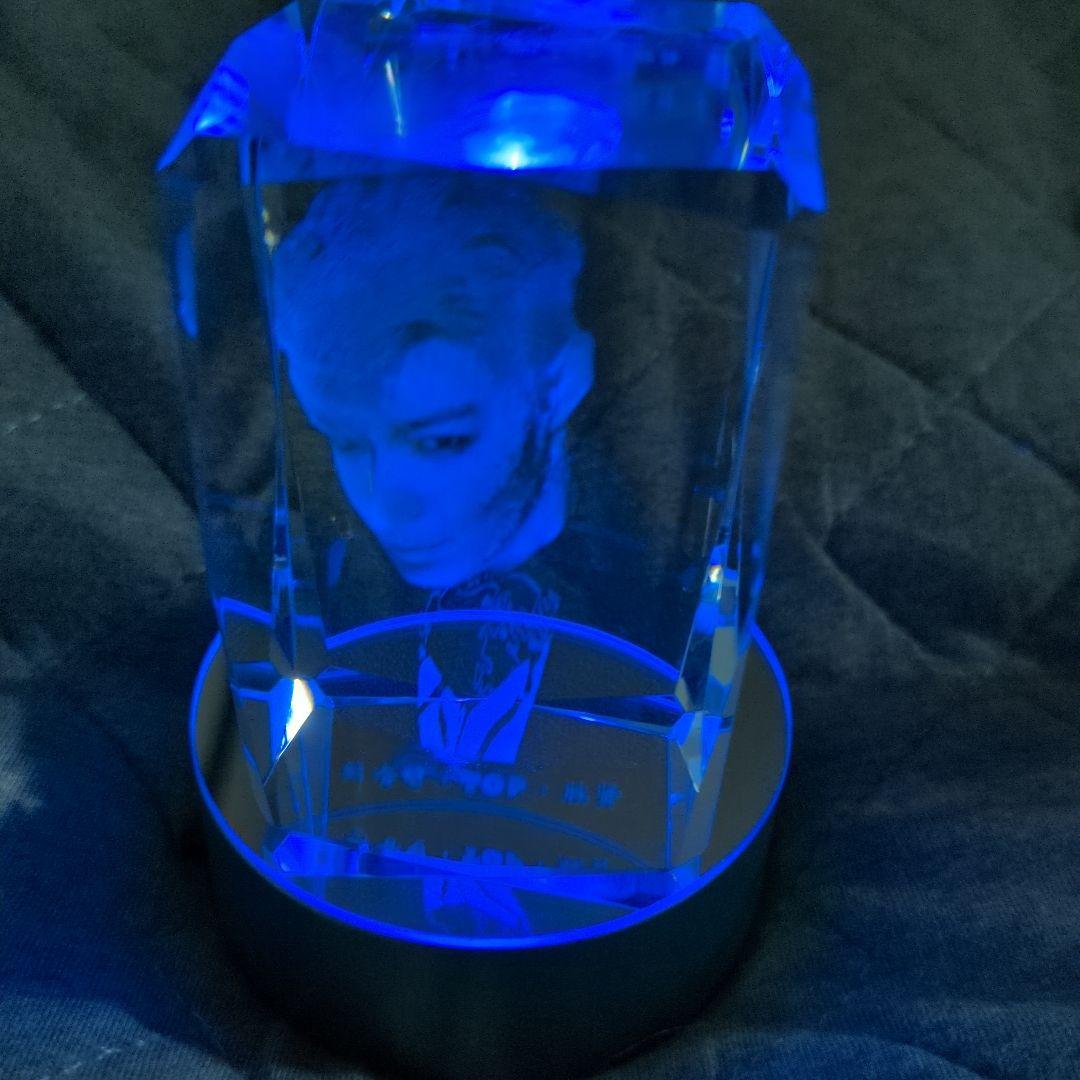 激レア　BIGBANGLEDクリスタル置物　G-DRAGON　T.O.P セット