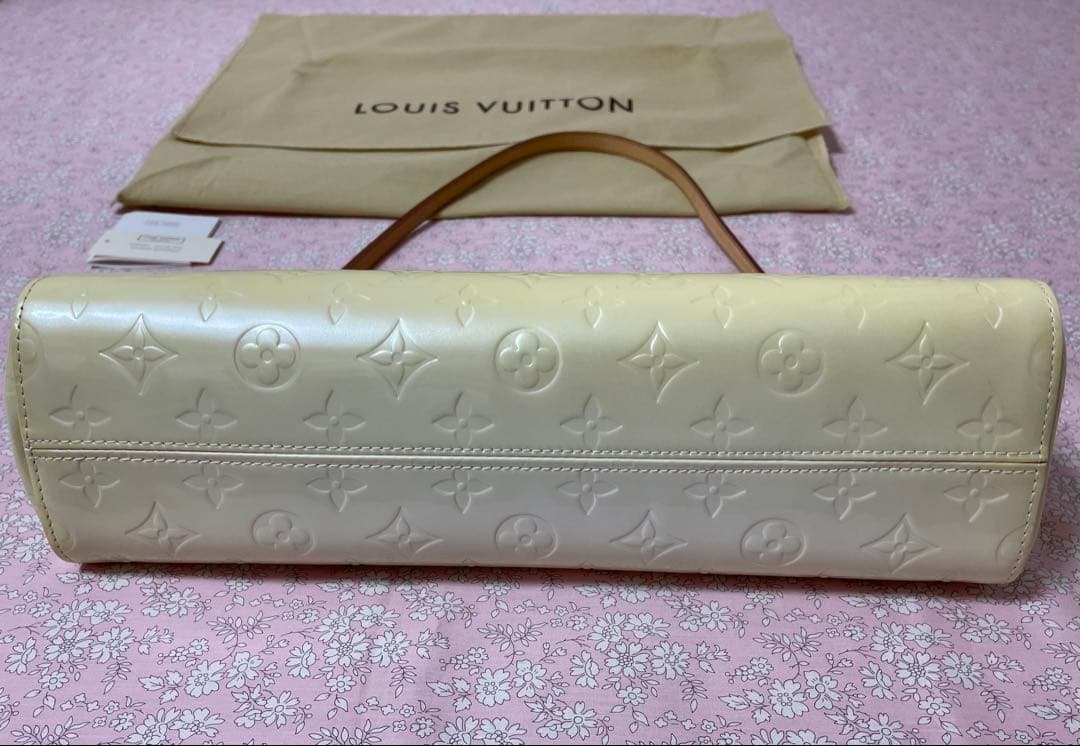 ルイヴィトン　モノグラムヴェルニ　ロクスバリードライブ