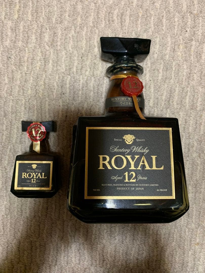 サントリーロイヤル　12年 古酒　２本セット