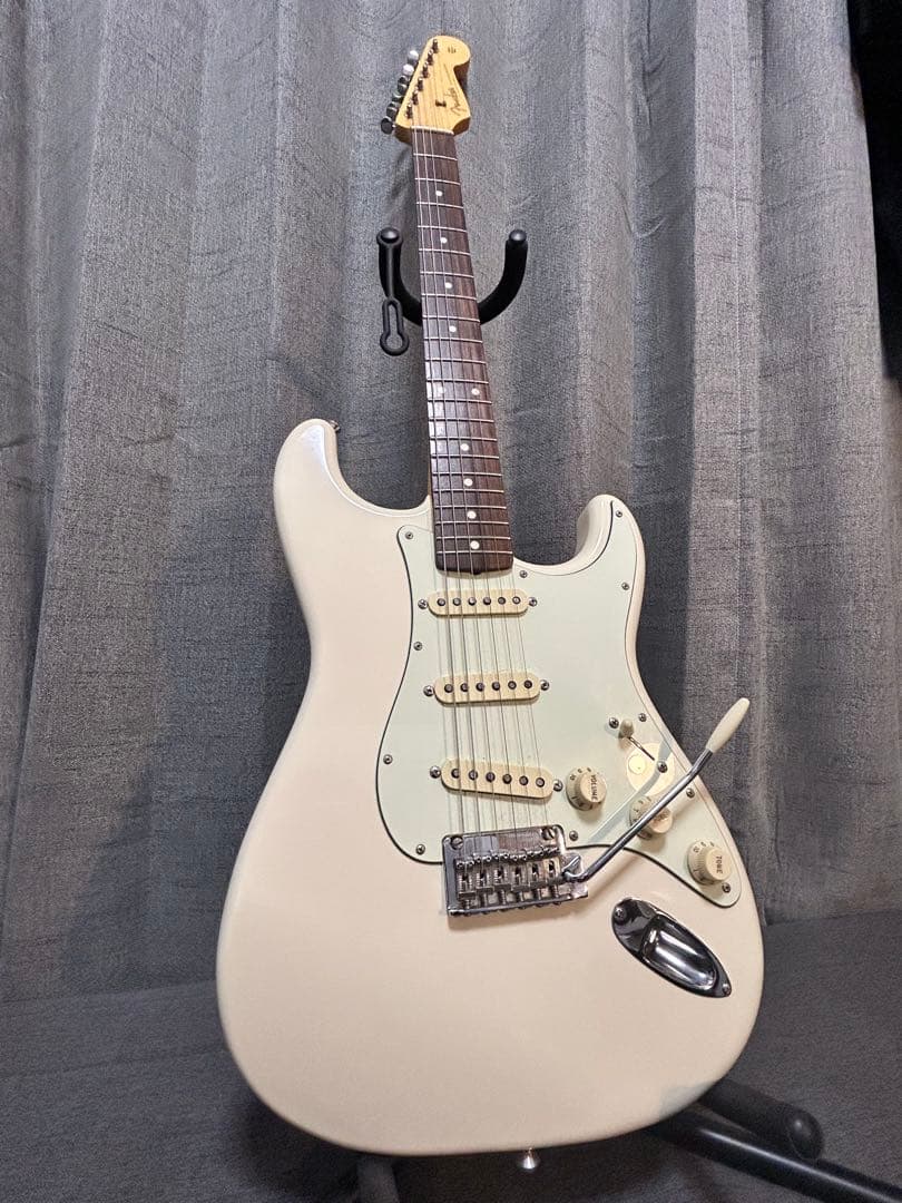 ギター Fender MIJ Hybrid 60s Stratocaster VWH