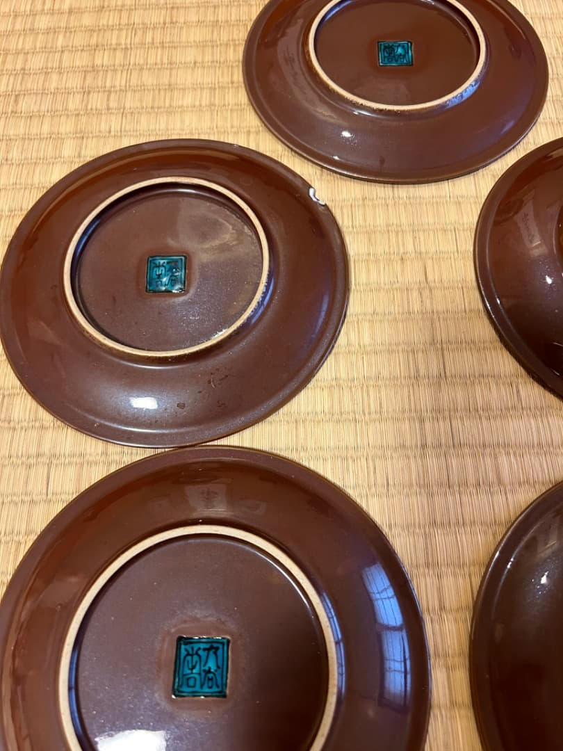 初代徳田八十吉先生の錆地山水銘々皿