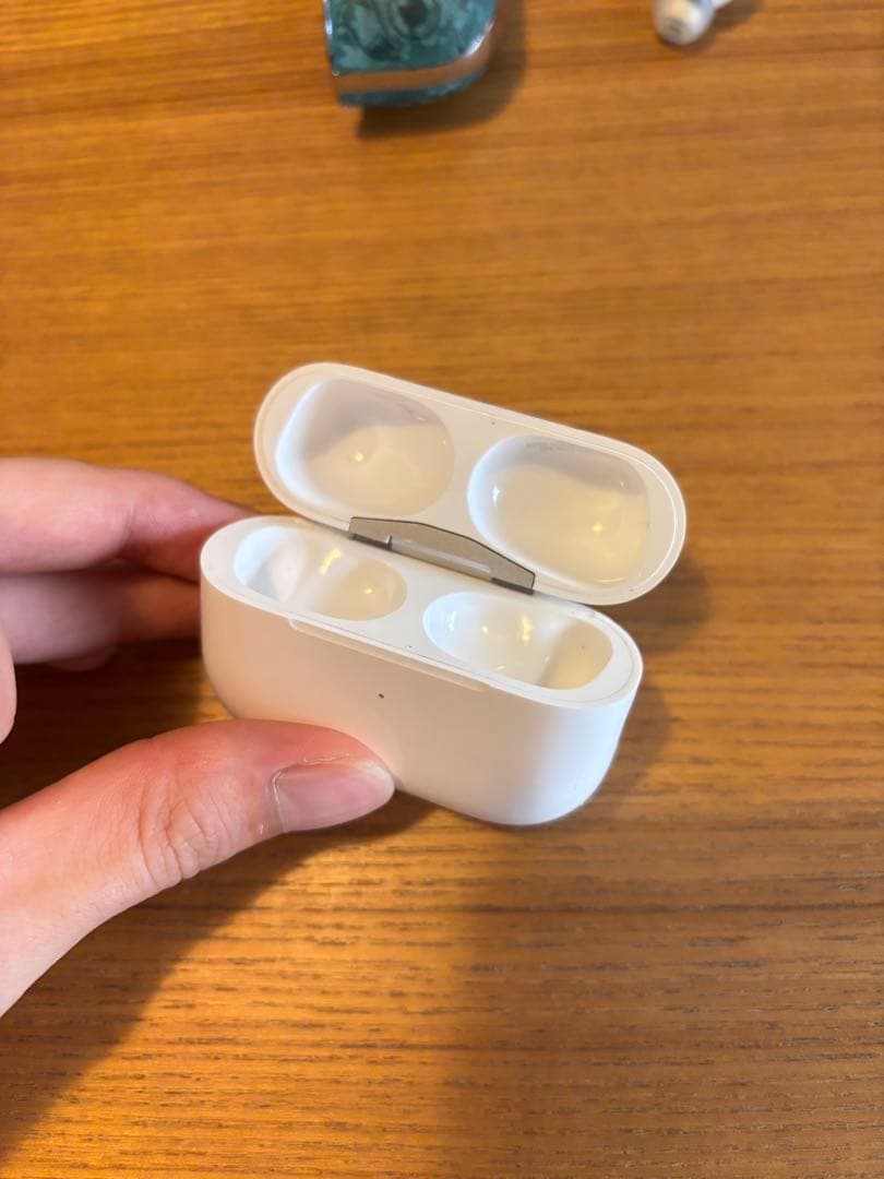 AirPods Pro 第2世代(4日までの出品です)