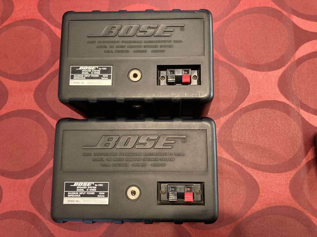 BOSE101MM 天井つり具付き／ボーズスピーカー