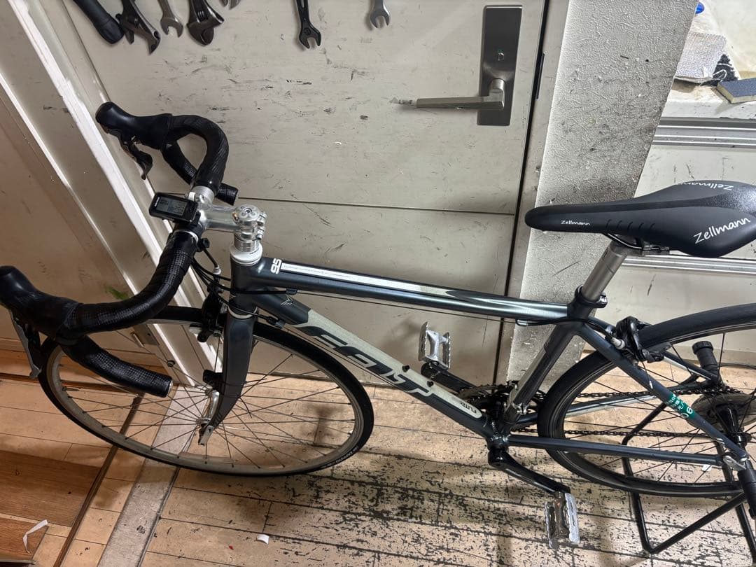 FELT フェルトロードバイク コンポ105