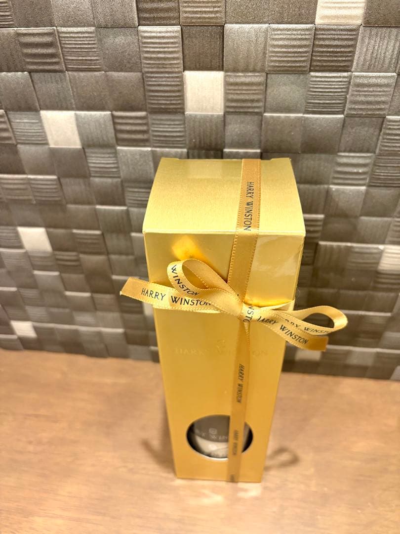 HARRY WINSTON ルイ・ロデレール　シャンパン　ノベルティ