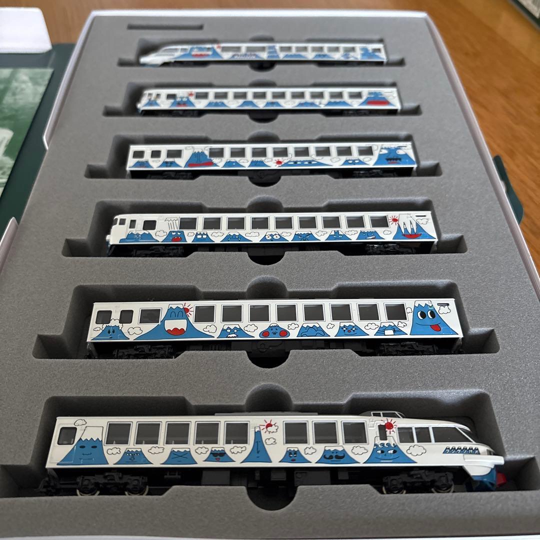 【新同】KATO 10-238 富士急行2000系「フジサン特急」6両セット②