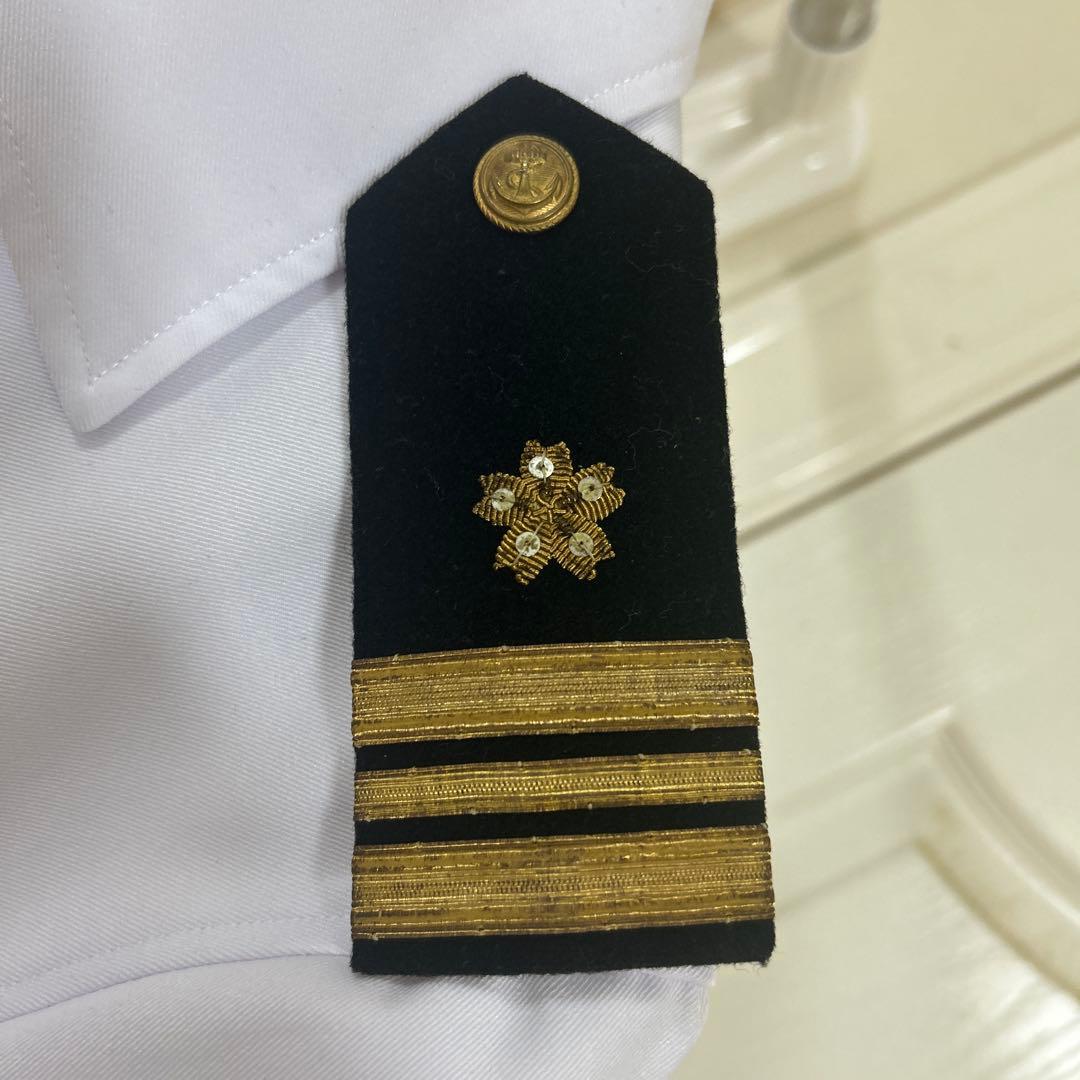 海上自衛隊　幹部第3種夏服