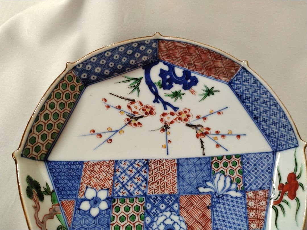 色絵祥瑞　八角形皿　九谷焼　須田菁華作